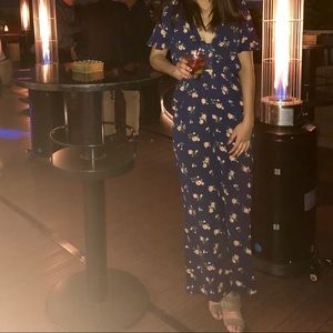 Cute flora jumpsuit with tie in the front